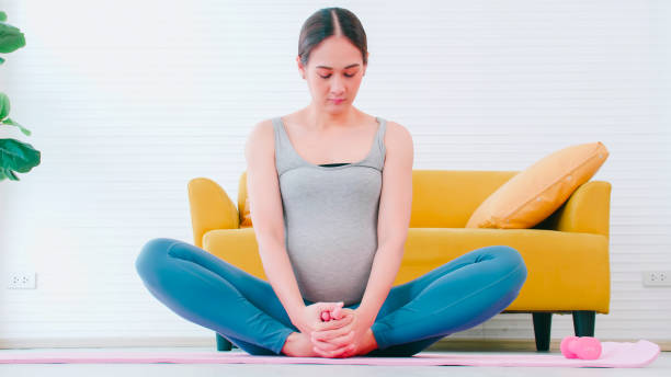 stretching to manage joint pain while being pregnant