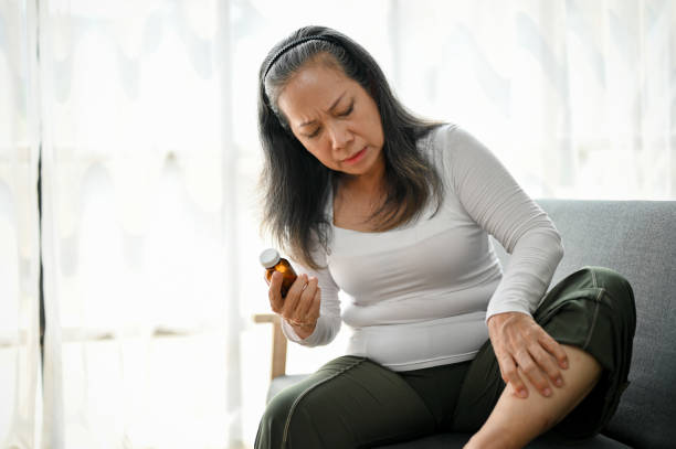 Applying top vitamins that can help alleviate joint discomfort, reduce inflammation, and improve joint flexibility.