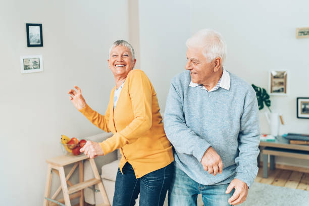 Who can benefit from dance movement therapy