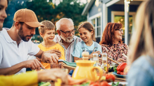 Nutrition and Aging - How Diet Affects Fitness at Different Ages