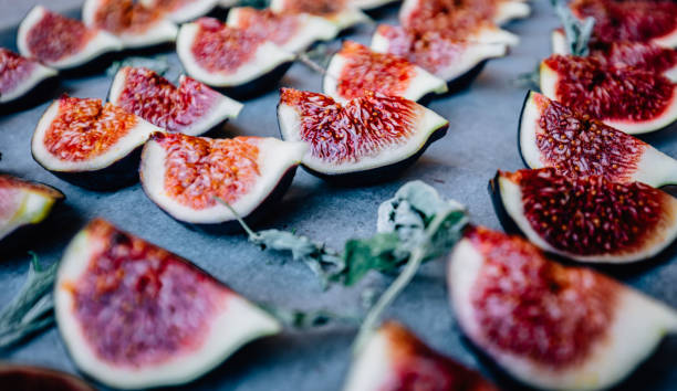 How to Choose and Store Fresh Figs
