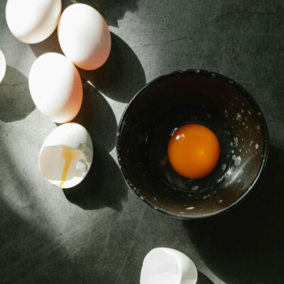 Egg Whites vs. Egg Yolks - Which is Better?