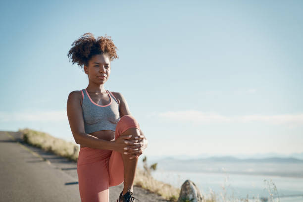 In addition to maintaining proper running form, incorporating stretching and strengthening exercises into your routine can help alleviate knee pain and improve overall knee health.