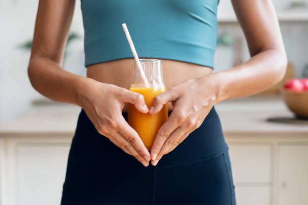 Orange juice can help to maintain good heart health and lower the risk of cardiovascular disease.