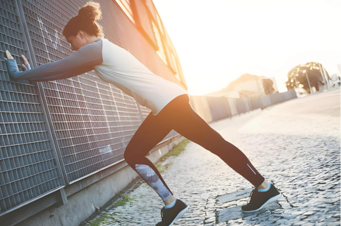 Warming up before exercise is crucial to prevent knee pain when bending